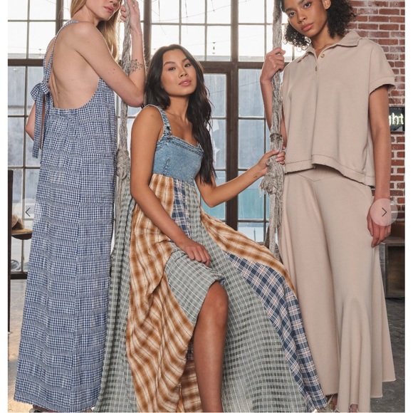 Fabulous Plaid Wide-Leg Jumpsuit - Picture 4 of 4